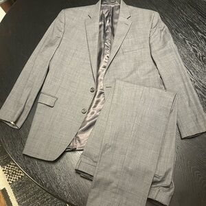 Lauren Ralph Lauren Men’s Grey Suit